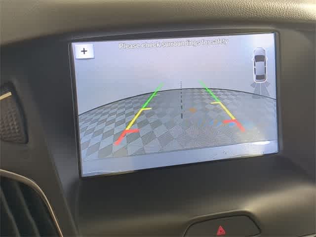 2018 Ford Focus SEL photo 18