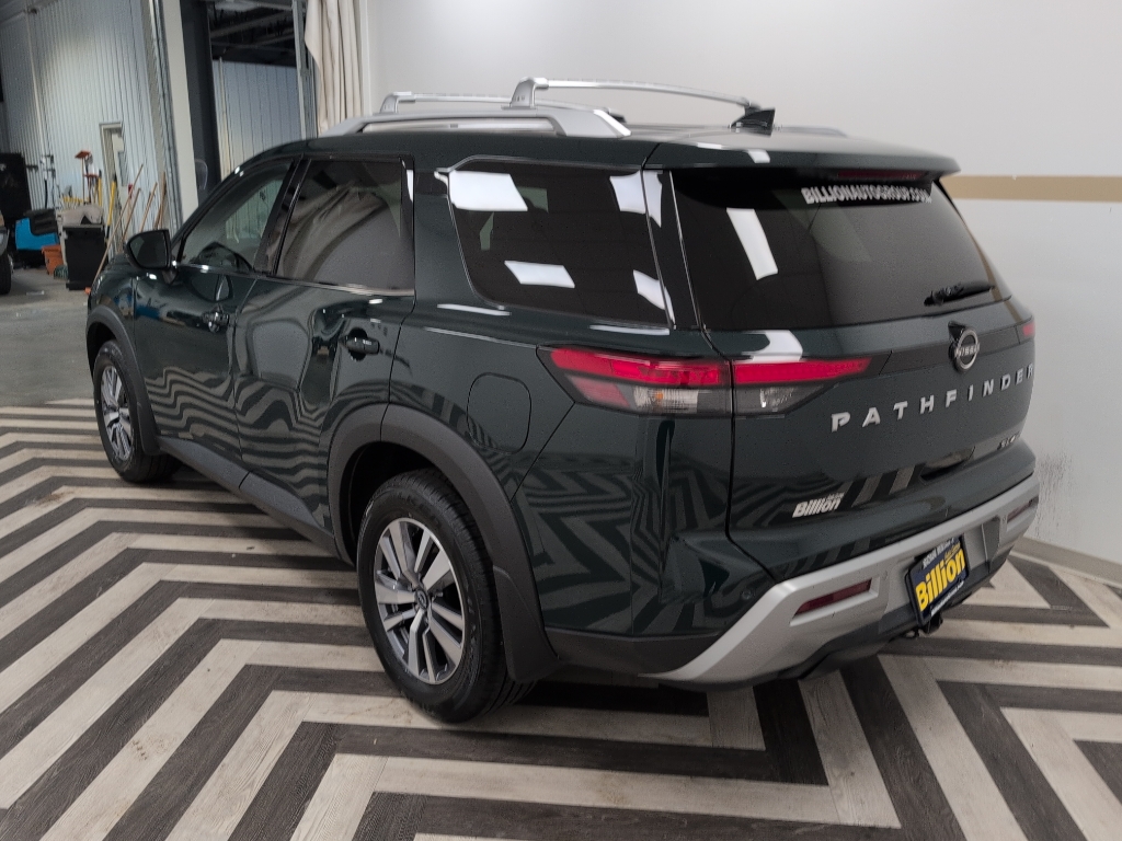 2023 Nissan Pathfinder SL photo 19