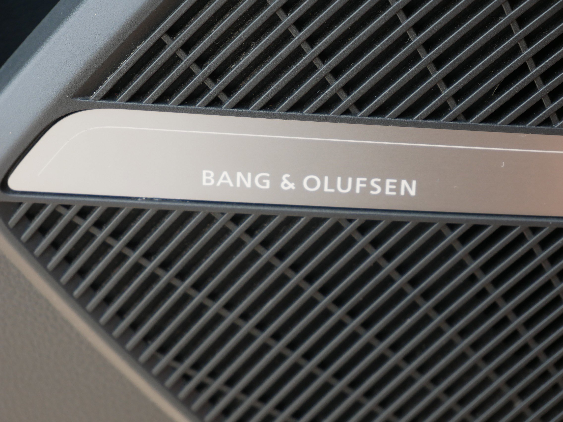 2022 Audi SQ5 Prestige photo 18