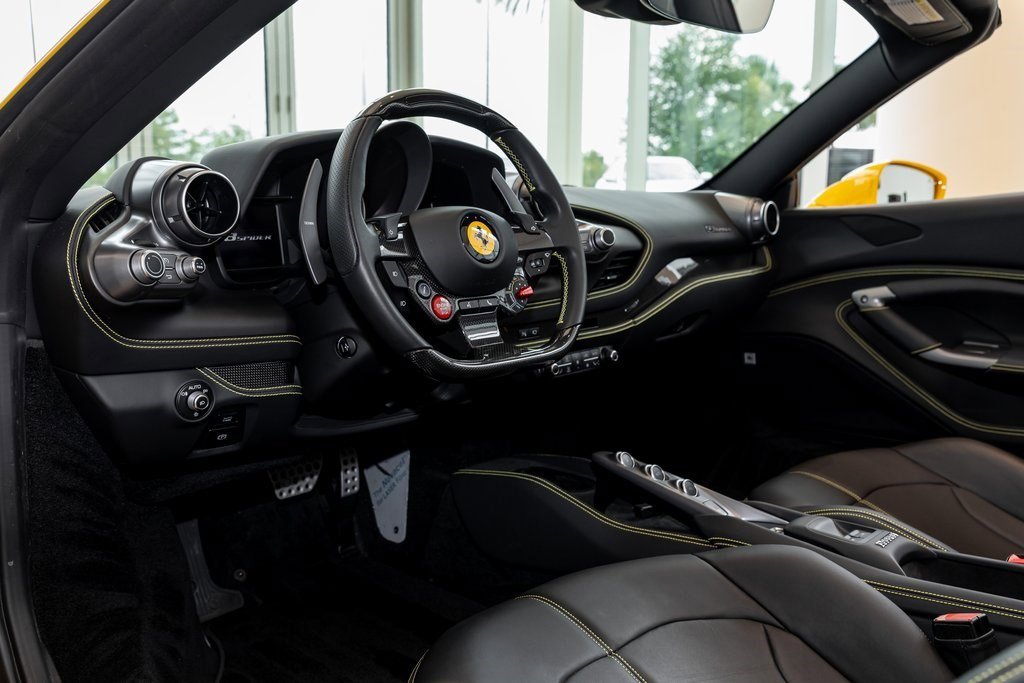 2022 Ferrari F8 Spider photo 23