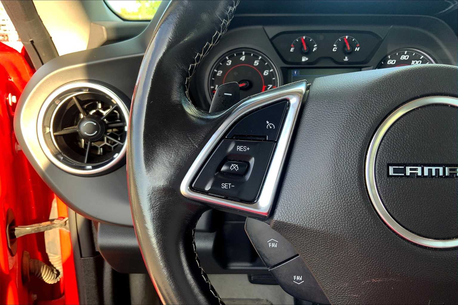 2023 Chevrolet Camaro 1LT photo 22