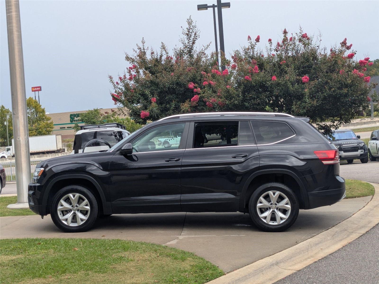 2019 Volkswagen Atlas V6 S photo 8