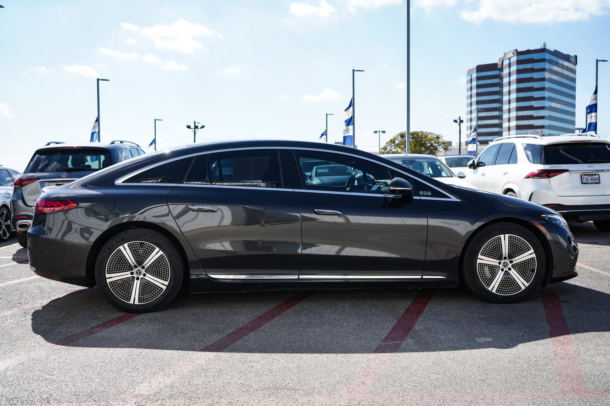 2023 Mercedes Benz EQS-Class Sedan photo 5