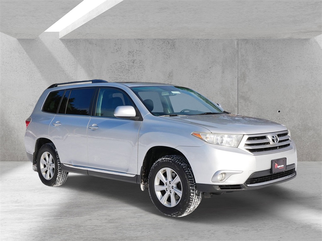 2012 Toyota Highlander SE