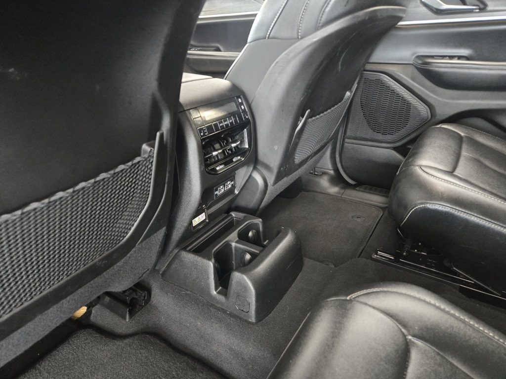 2023 Jeep Grand Cherokee Limited photo 16