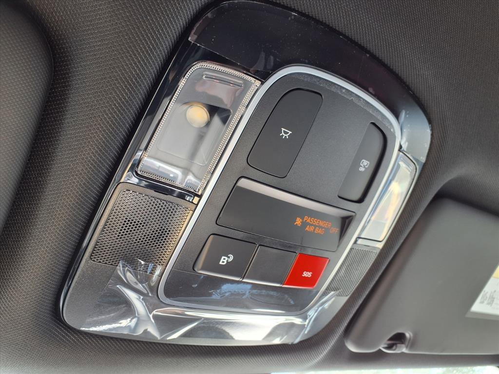 2026 Hyundai Santa Cruz SEL photo 17