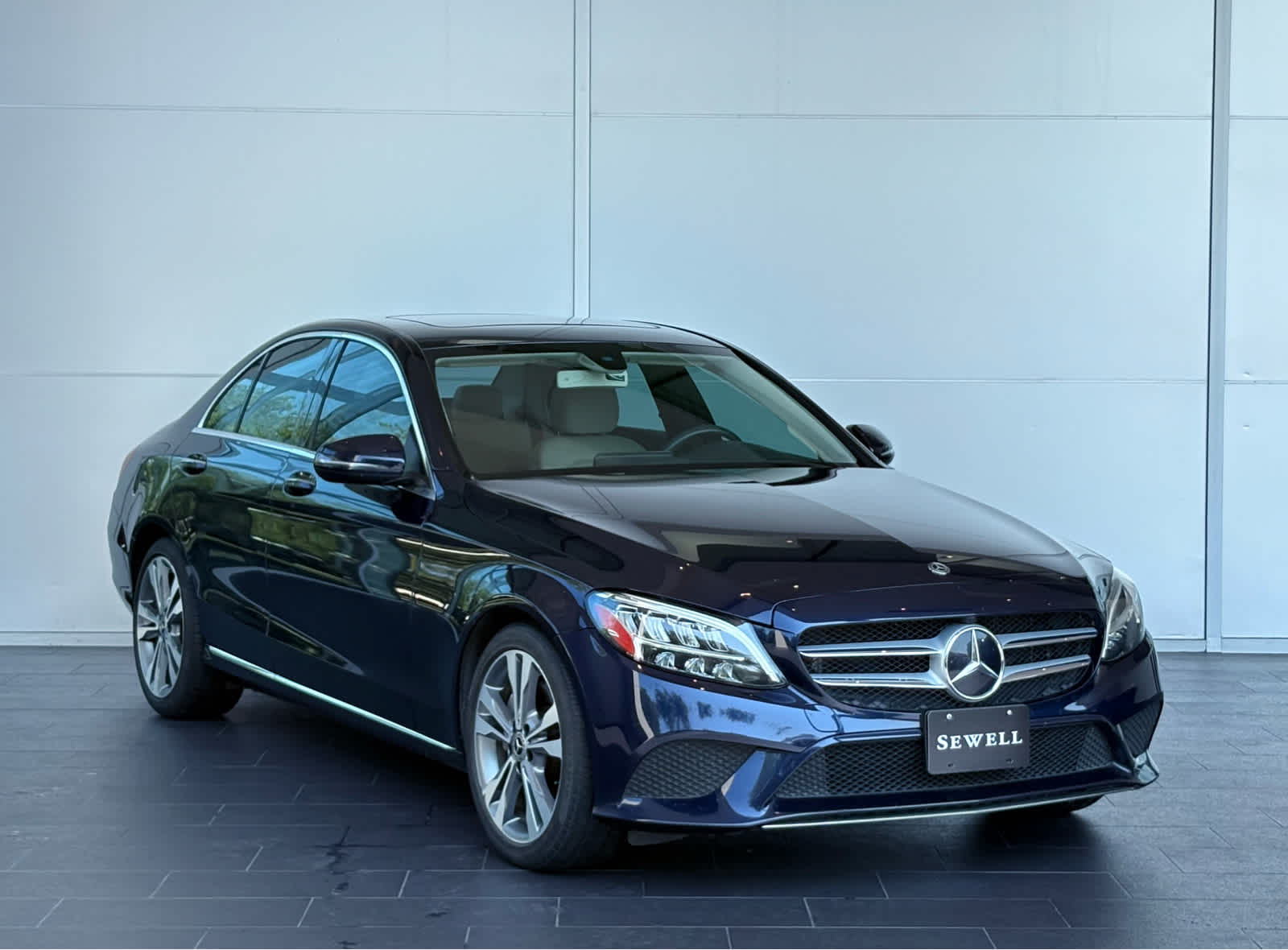 2019 Mercedes Benz C 300 photo 3