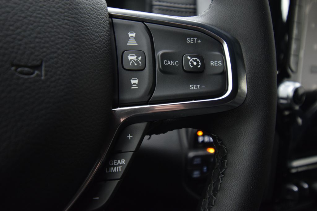 2025 Ram 1500 Laramie photo 26