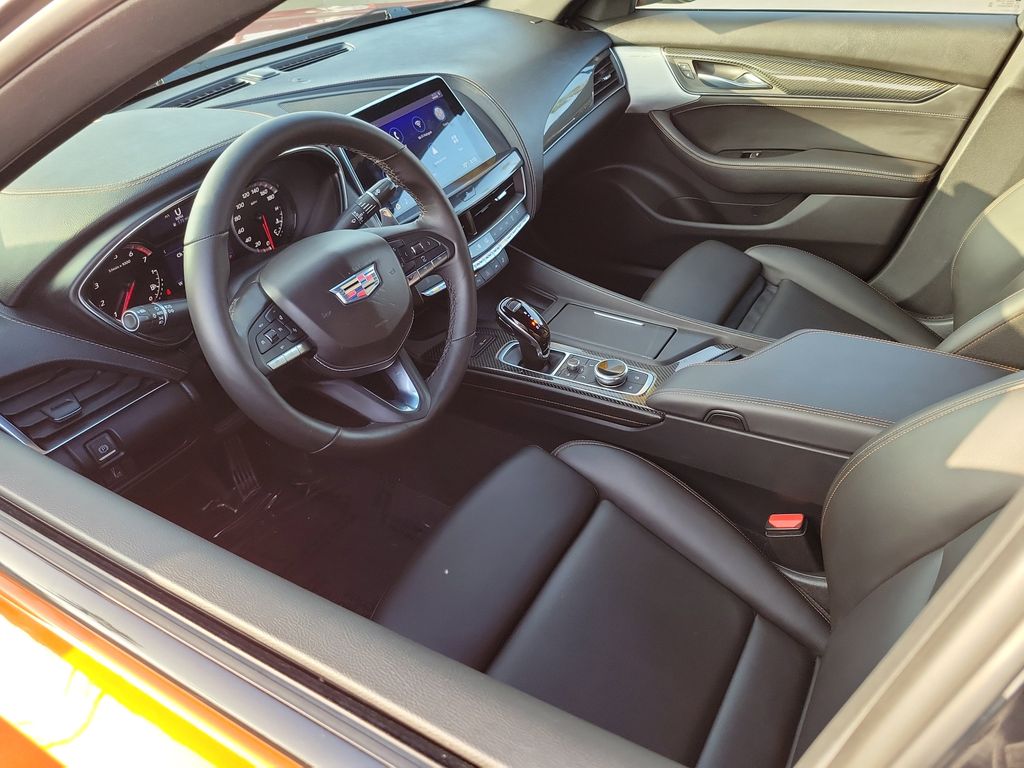 Pre-Owned 2022 Cadillac CT5 V-Series 4D Sedan in Orange #00K02902