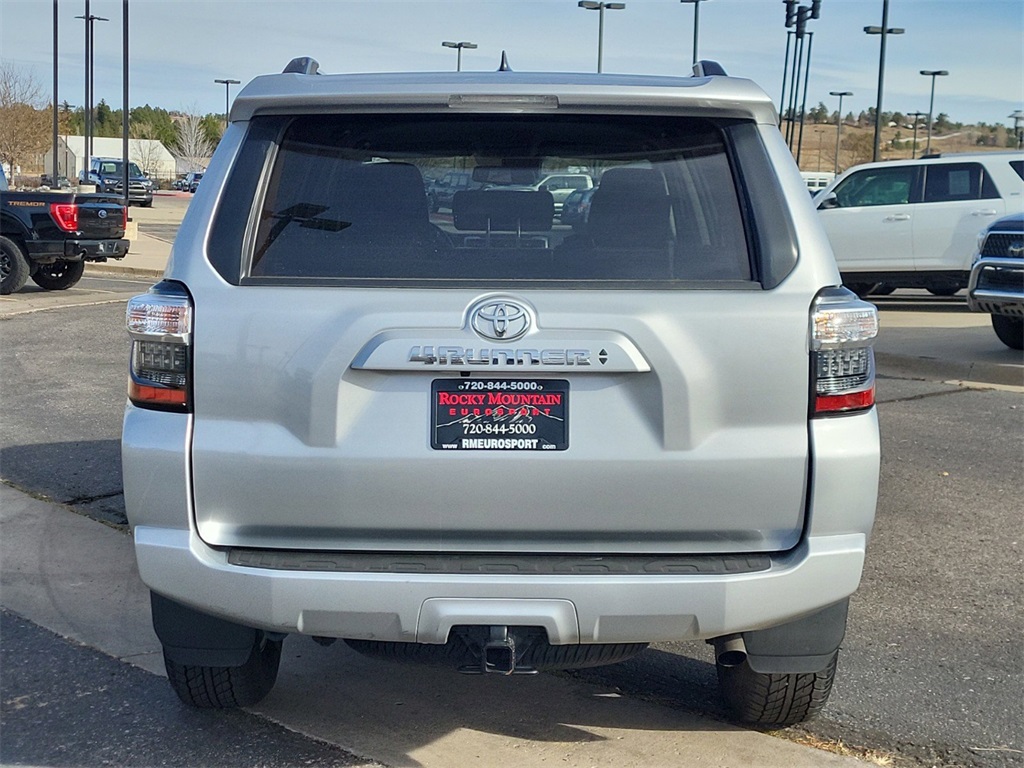 2024 Toyota 4Runner SR5 photo 5