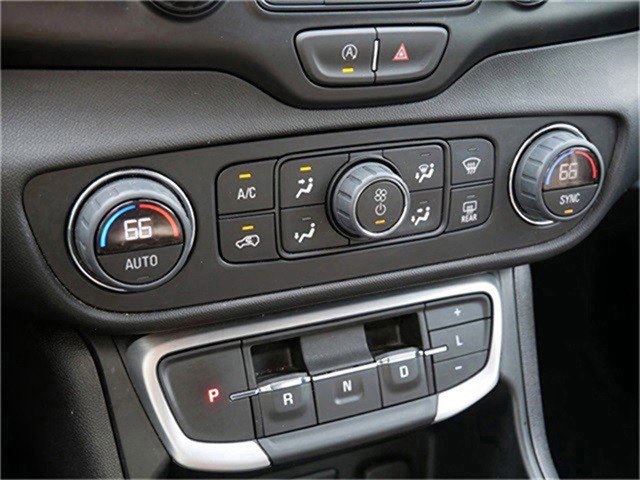 2024 Gmc Terrain SLT photo 20