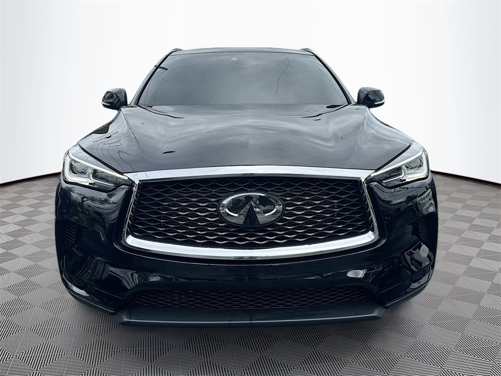 2023 Infiniti QX50 Luxe photo 2