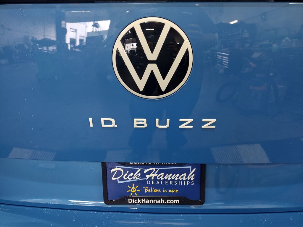 2025 Volkswagen ID. Buzz photo 14