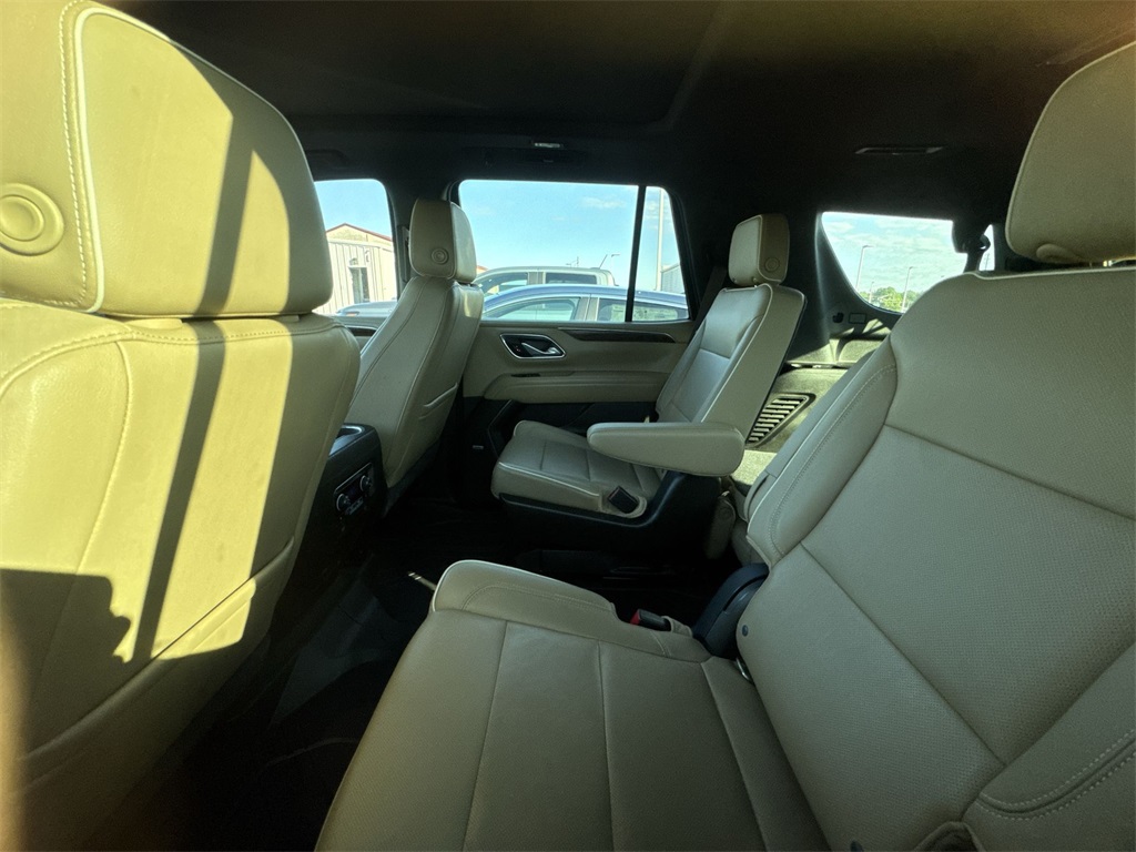2021 Chevrolet Tahoe Premier photo 12