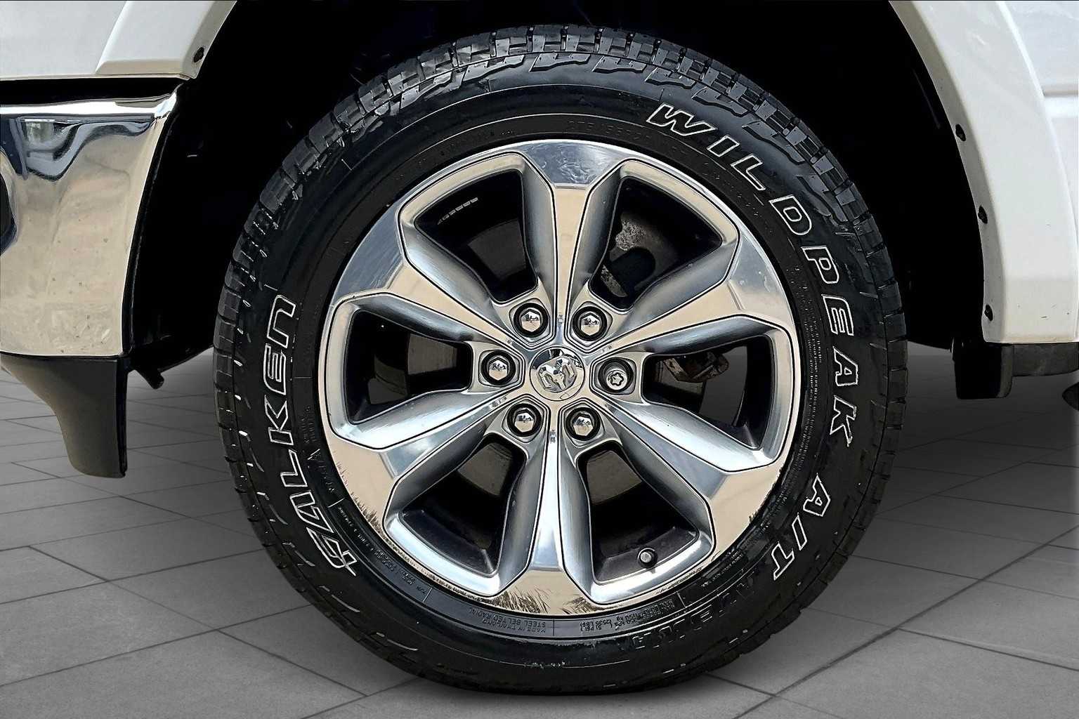 2020 Ram 1500 Limited photo 9