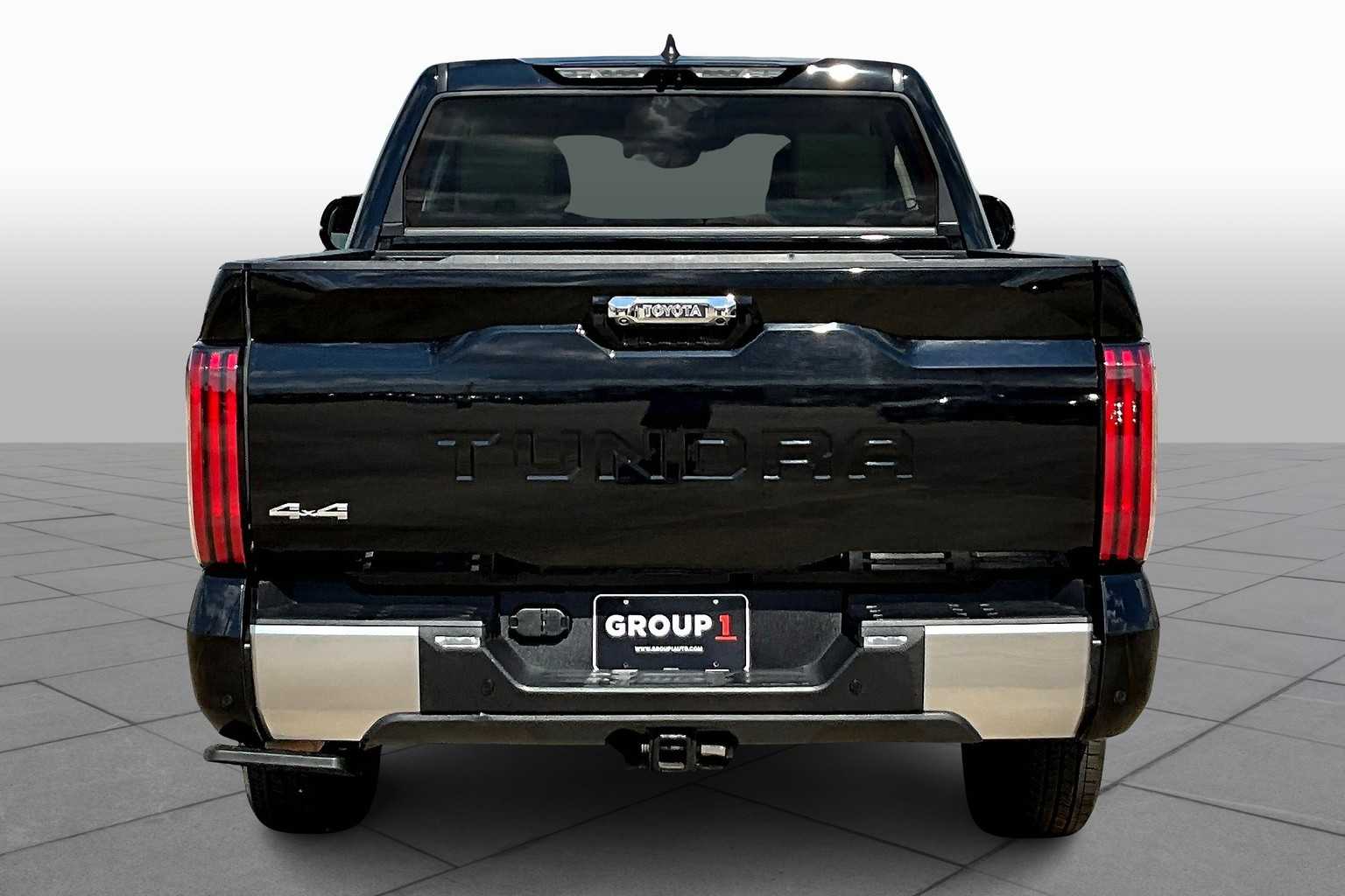 2024 Toyota Tundra Limited CrewMax photo 4