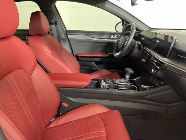 2026 Kia K5 GT-Line photo 14