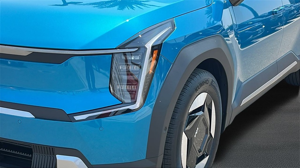 2026 Kia EV9 Wind photo 3