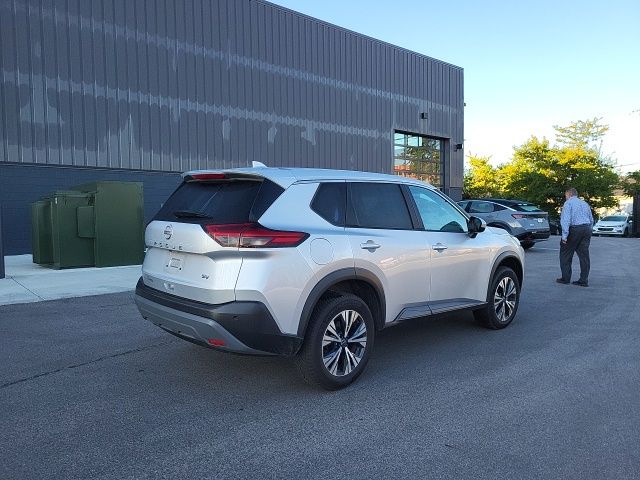 2023 Nissan Rogue SV photo 3