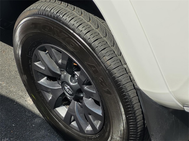 2023 Toyota Tacoma SR5 photo 4