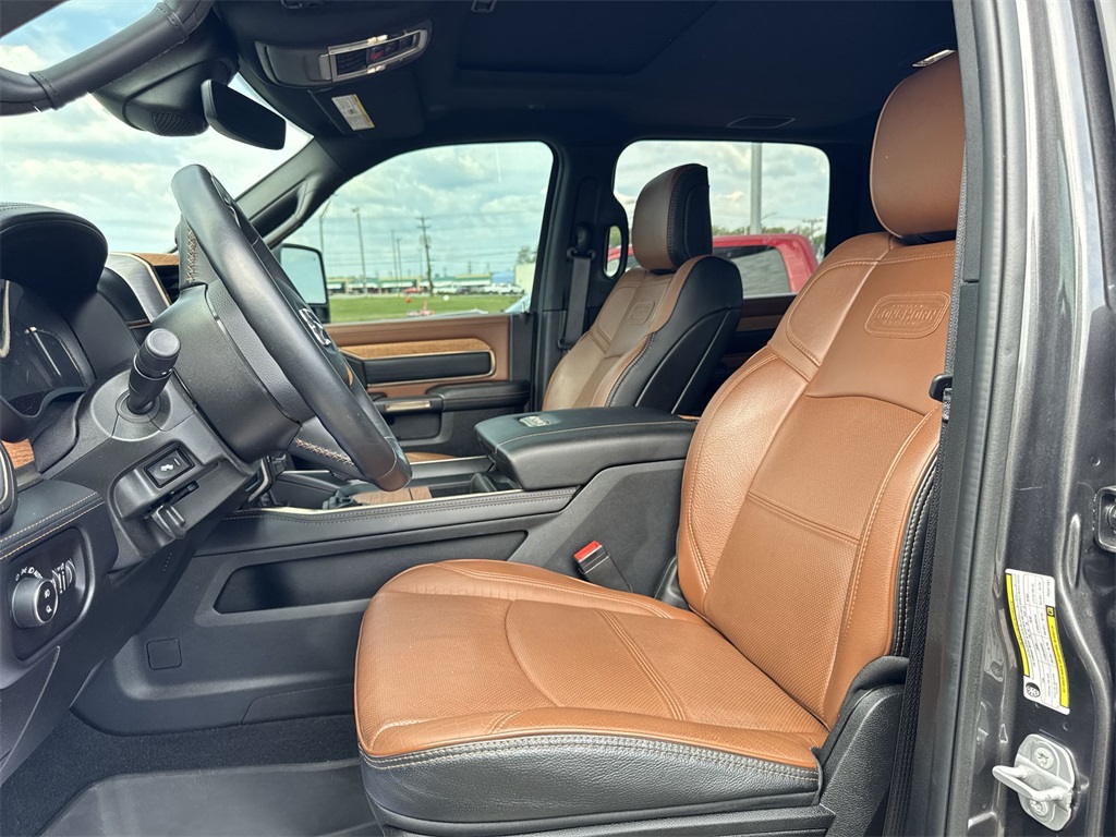 2023 Ram 3500 Laramie Longhorn photo 17