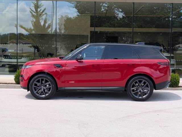 2025 Land Rover Range Rover Sport SE photo 2