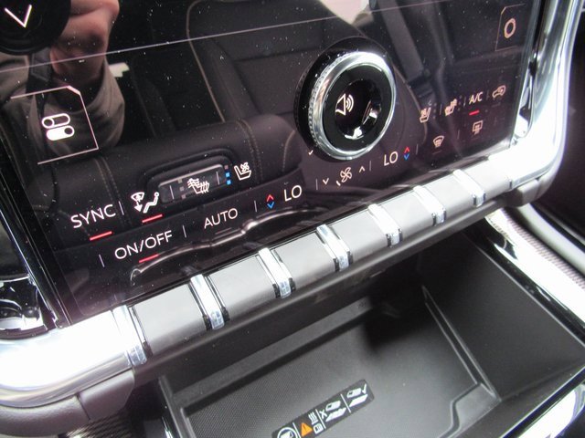 2025 Gmc Yukon photo 22