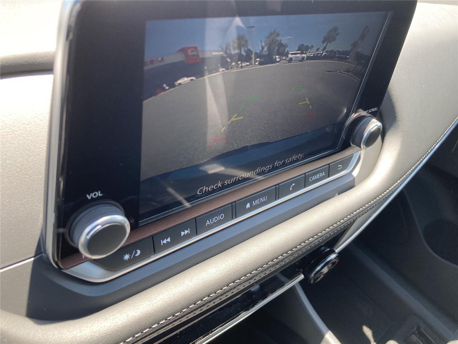 2026 Nissan Rogue SV photo 15