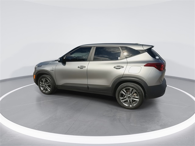 2021 Kia Seltos LX photo 6