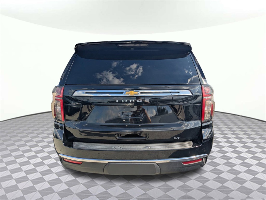 2023 Chevrolet Tahoe LT photo 2