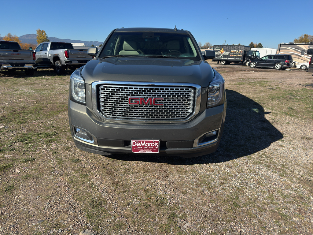 2017 Gmc Yukon Denali photo 2
