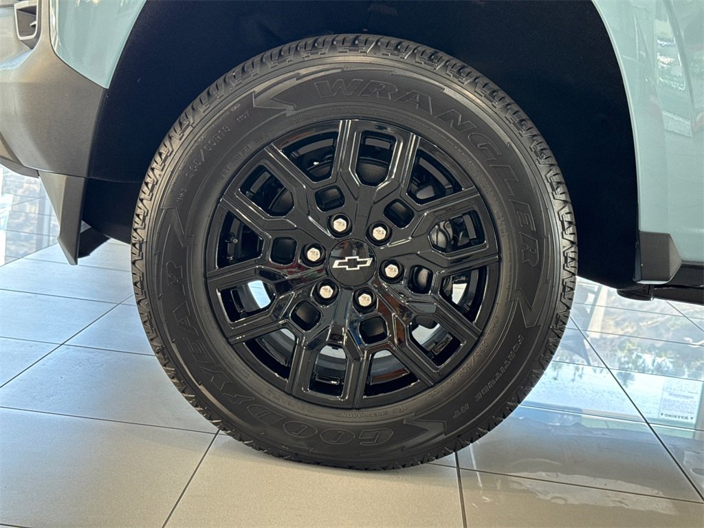 2026 Chevrolet Colorado Work Truck photo 3