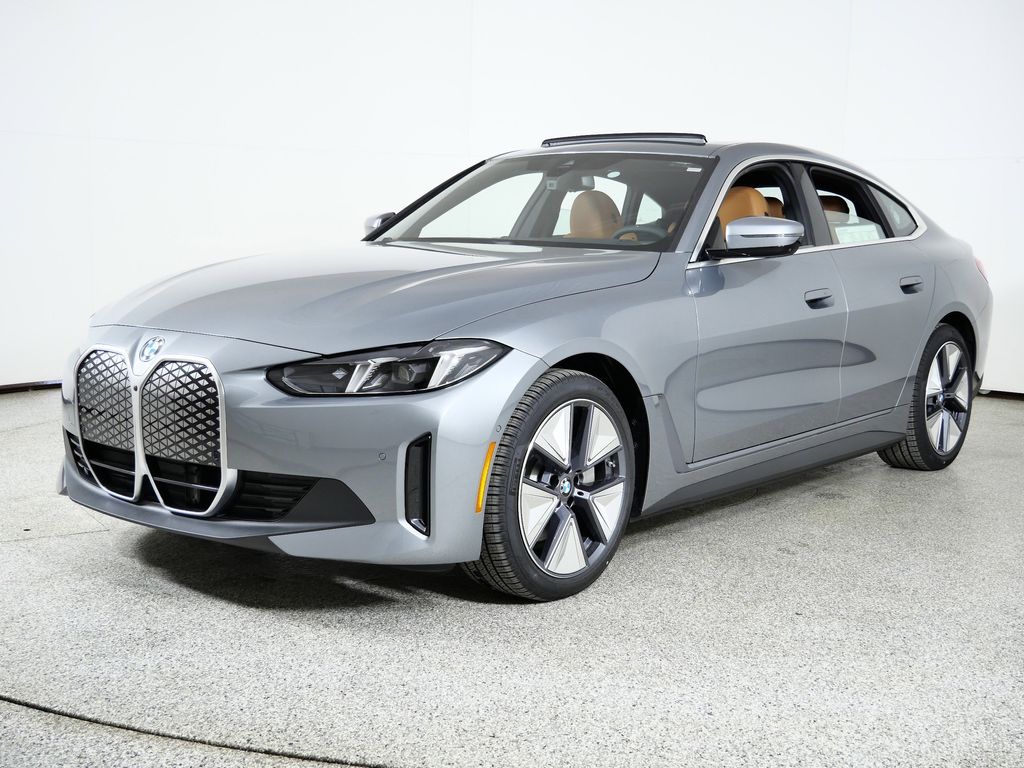 2026 BMW i4 40's photo