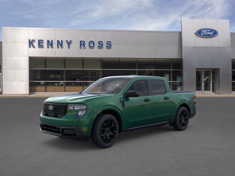 2025 Ford Maverick XLT photo 2