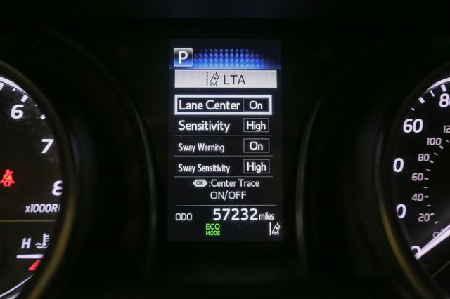 2022 Toyota Camry SE photo 32