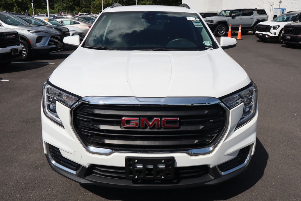 2023 Gmc Terrain SLE photo 3