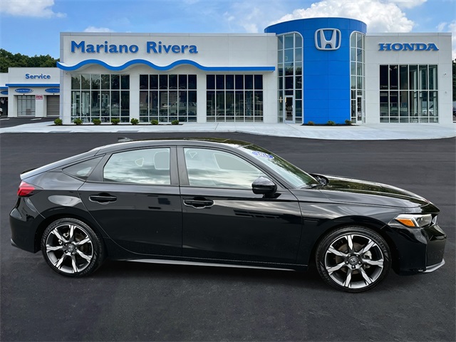 2025 Honda Civic Hatchback Sport Touring Hybrid photo 2