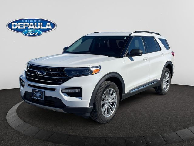 2023 Ford Explorer XLT's photo