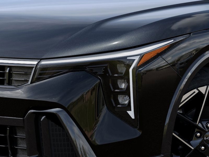 2025 Kia K4 GT-Line photo 8