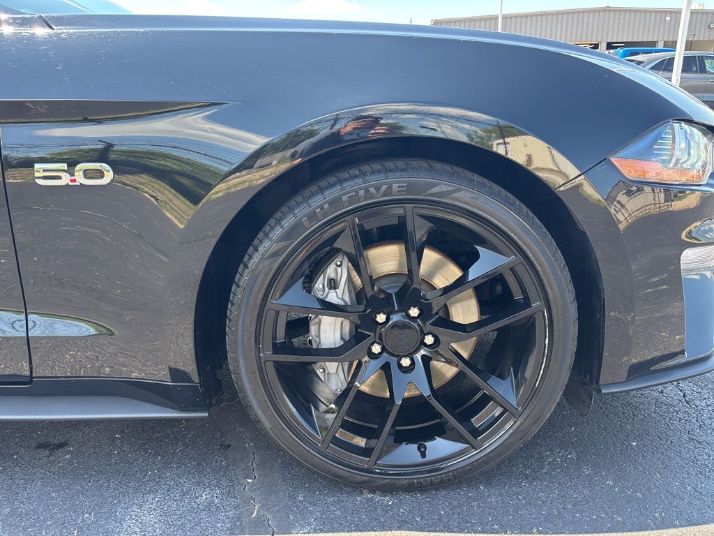 2021 Ford Mustang GT Premium photo 12