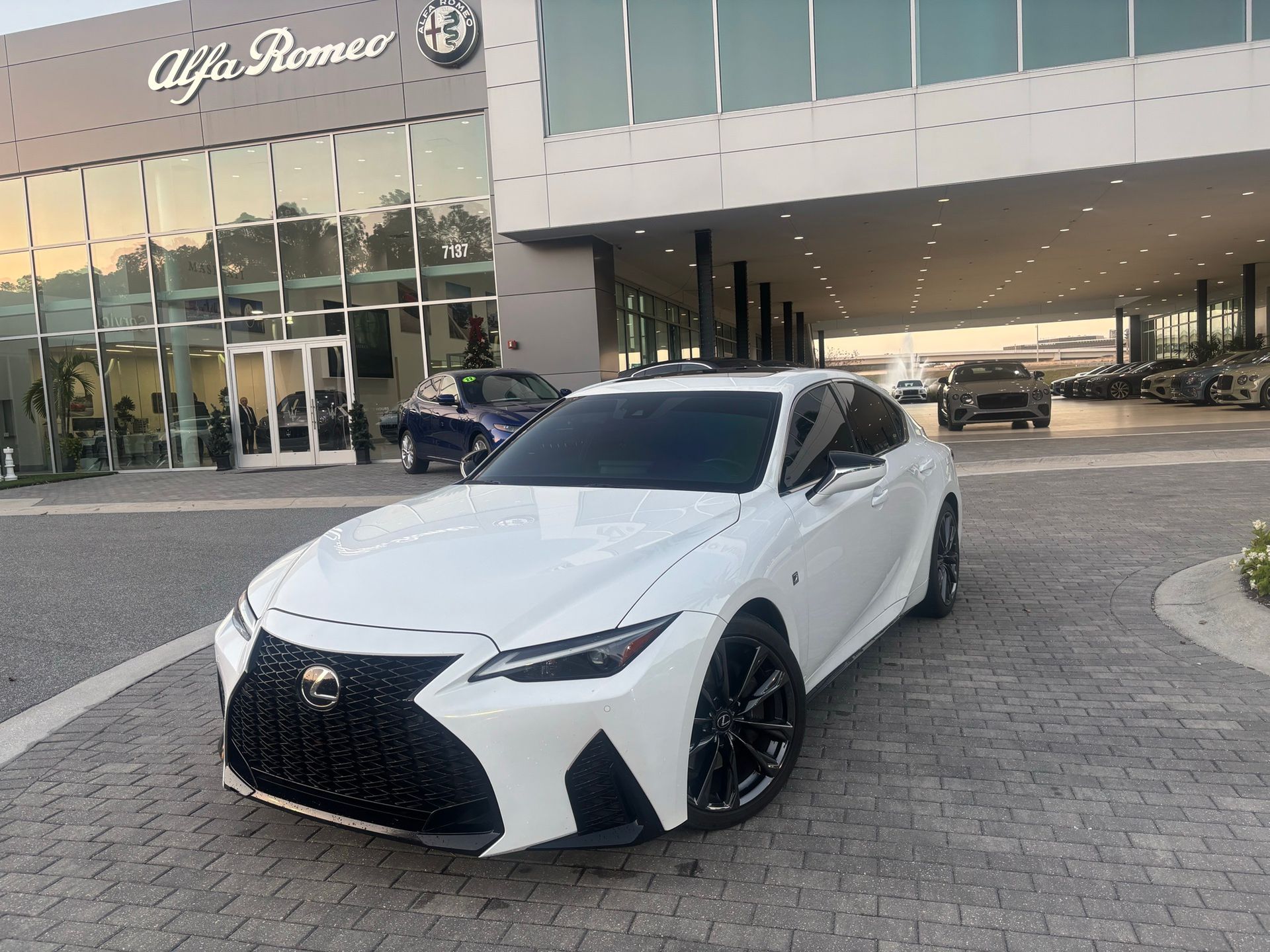 2022 Lexus IS 350 F SPORT's photo
