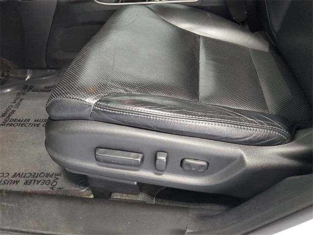 2016 Honda CR-V EX-L photo 10