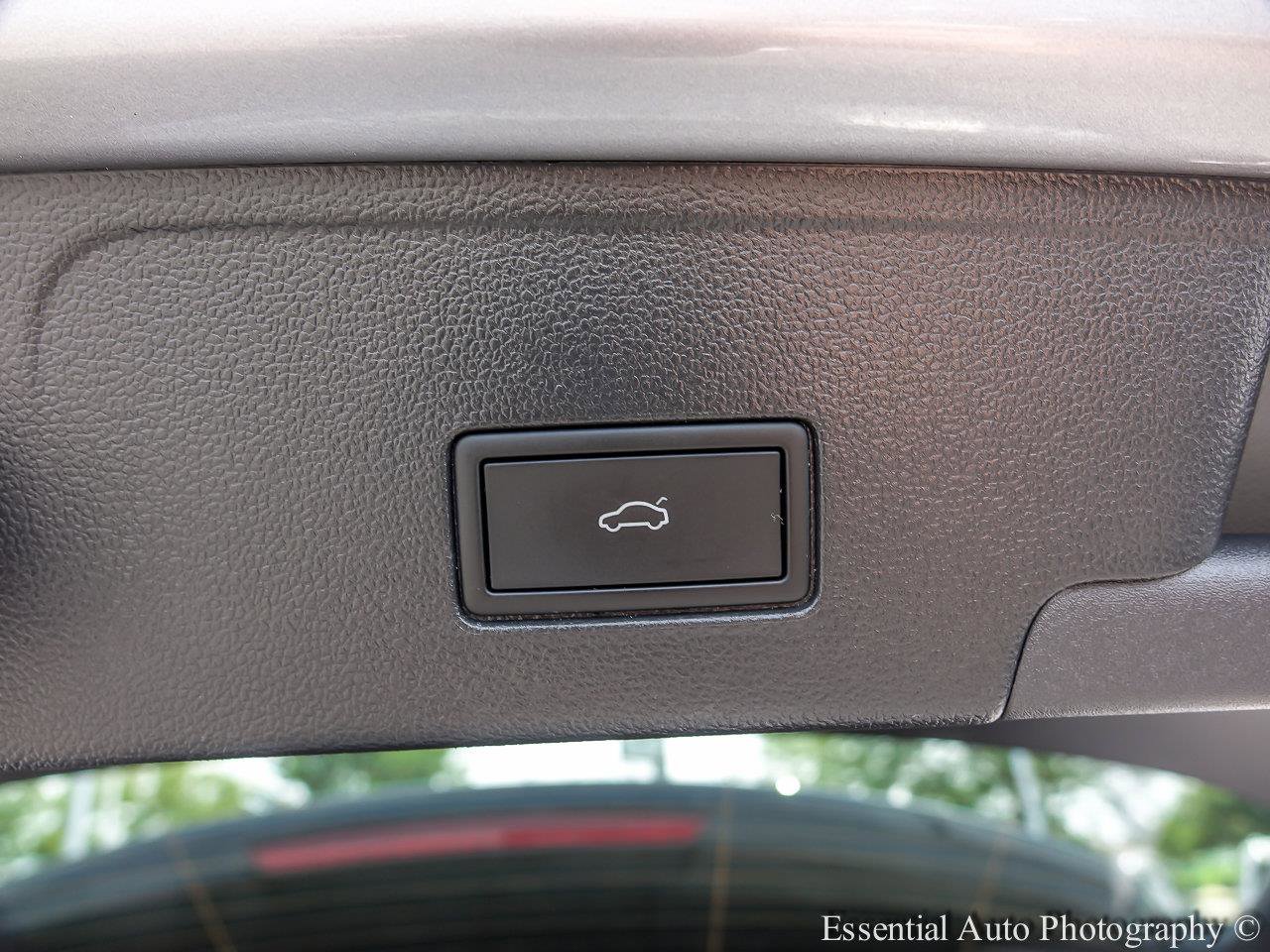 2025 VOLKSWAGEN ATLAS CROSS SPORT - Image 18