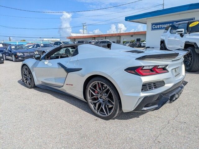 2023 Chevrolet Corvette Z06 3LZ photo 4