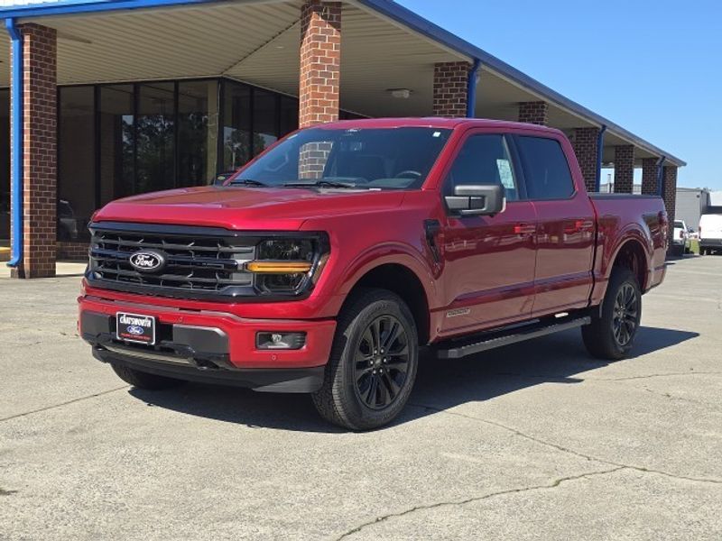 2025 Ford F-150 XLT photo 6
