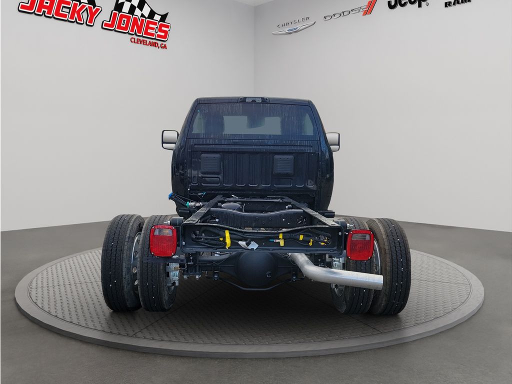 2025 Ram 4500 photo 4