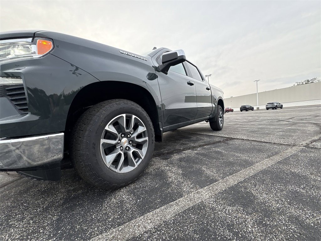 2026 Chevrolet Silverado 1500 LT photo 16