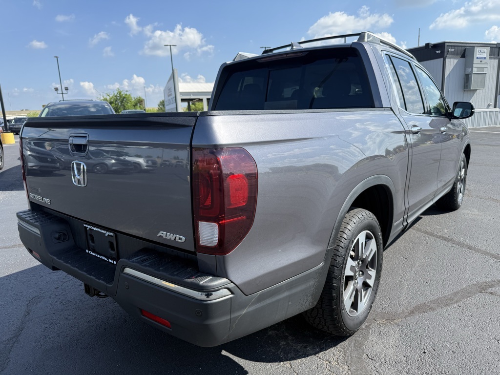 2019 Honda Ridgeline RTL-E photo 2
