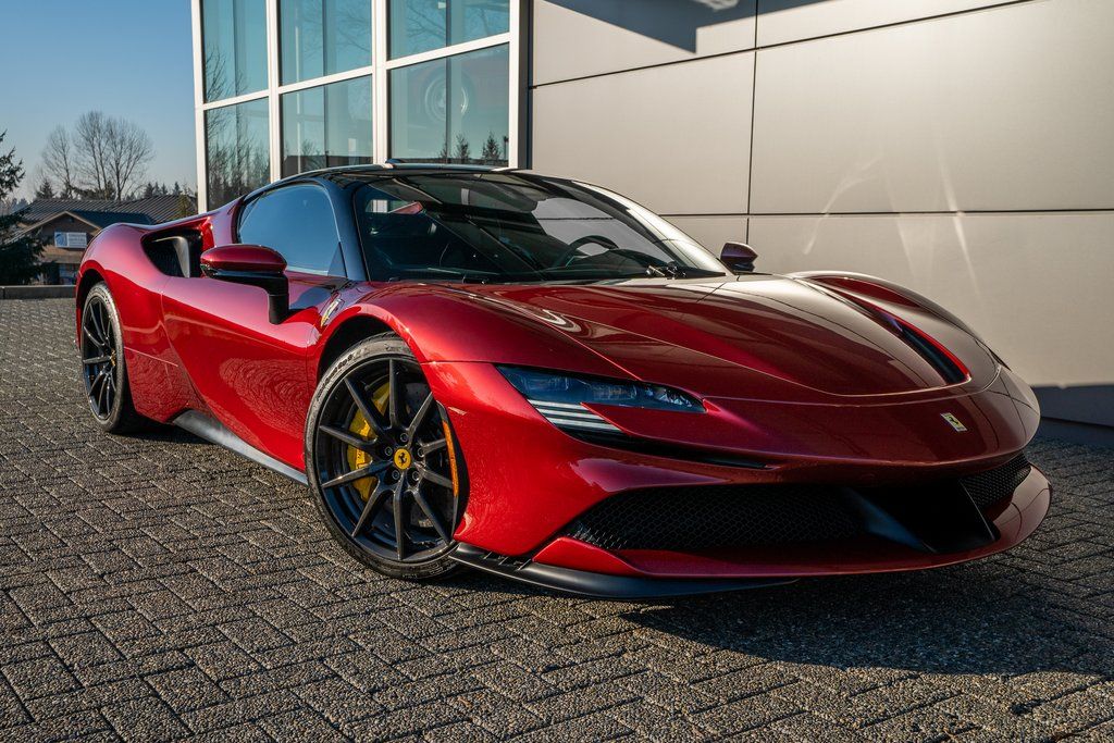 Used 2021 Rosso Fiorano Ferrari  image 1
