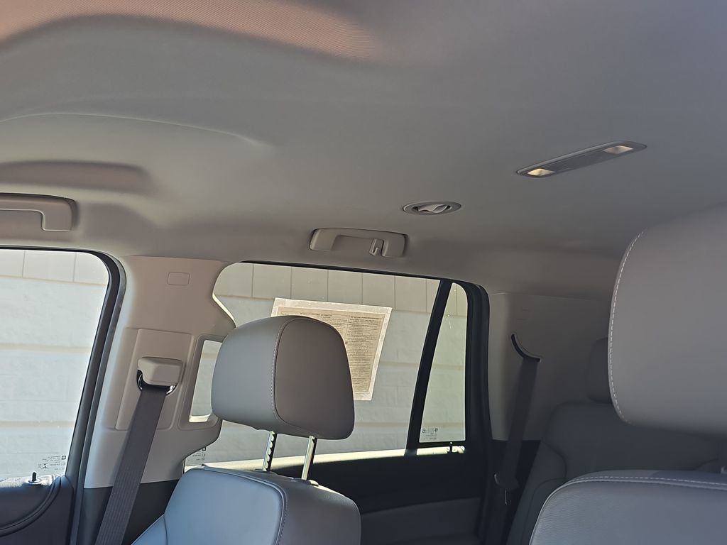 2018 Chevrolet Tahoe LT photo 16